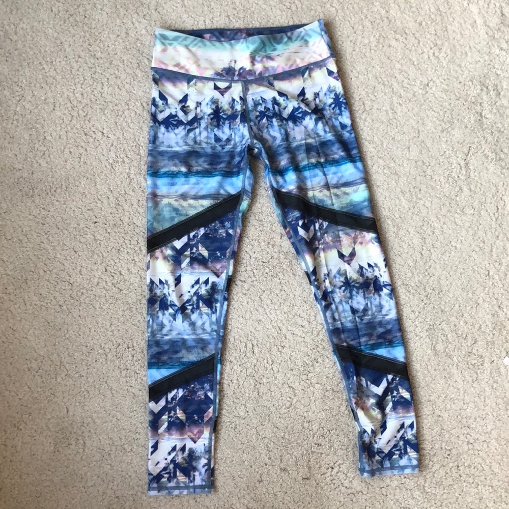 Multi colored American Eagle leggings medium
